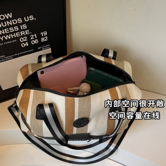 Cross-border large-capacity striped travel bag, fashionable short-distance commuter handheld fitness bag, simple and stylish storage travel bag