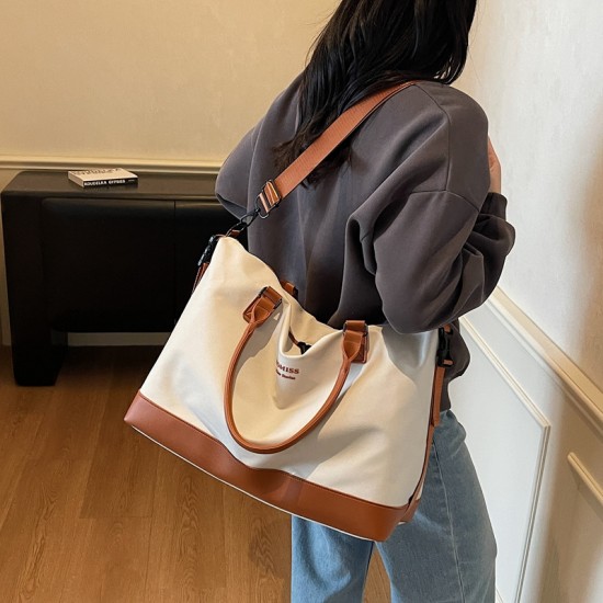 2025 new large-capacity cross-border yoga and fitness bag, simple and stylish travel bag for women, shoulder and crossbody carry-on bag