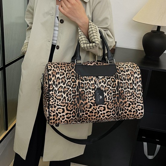Personalized travel bags with niche designs, large capacity, European and American leopard print trolley bags.