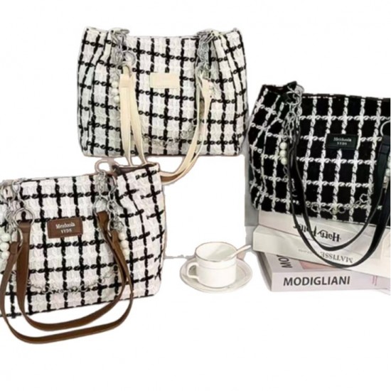Clearance stock, women's single-shoulder handbags, black, around 1000, other colors around 200 each