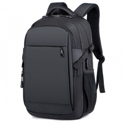 Cross-border men's laptop bags, trendy travel bags with headphone jacks, leather-wrapped backpacks for business commuting and casual student backpacks.