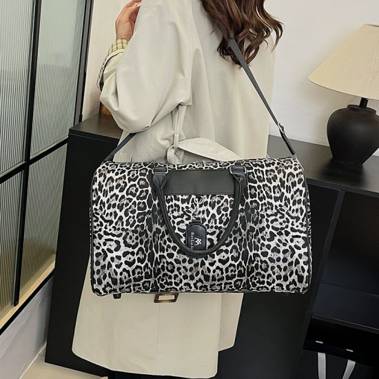 Personalized travel bags with niche designs, large capacity, European and American leopard print trolley bags.