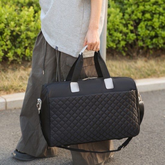 2025 new diamond-embroidered sports bag, large-capacity wet/dry luggage storage bag